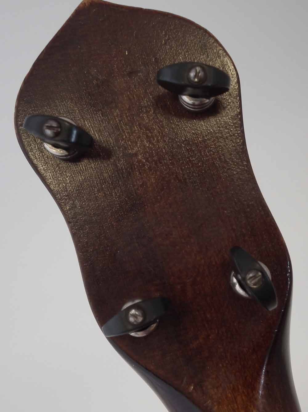 Gibson UB2 Banjolele or Ukulele Banjo with fourteen fret neck, 55cm overall length - Image 8 of 9