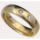 Man's 18ct gold 3 stone gypsy diamond ring, size Y, gross weight 12.3g