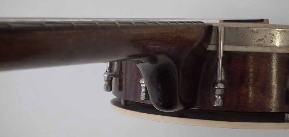 Gibson UB2 Banjolele or Ukulele Banjo with fourteen fret neck, 55cm overall length - Image 4 of 9