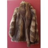 Ladies Fox coat approx size 14 Condition report: see terms and conditions.