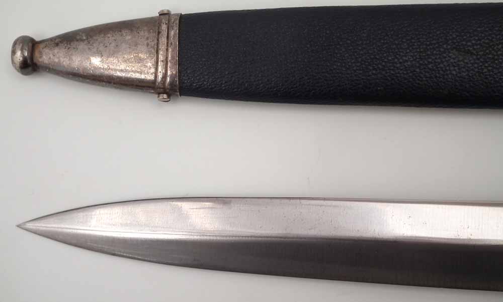 German WW2 Third Reich DLV Flyer's knife by Paul Weyersberg & Co. Solingen, the grip and sheath - Image 3 of 8