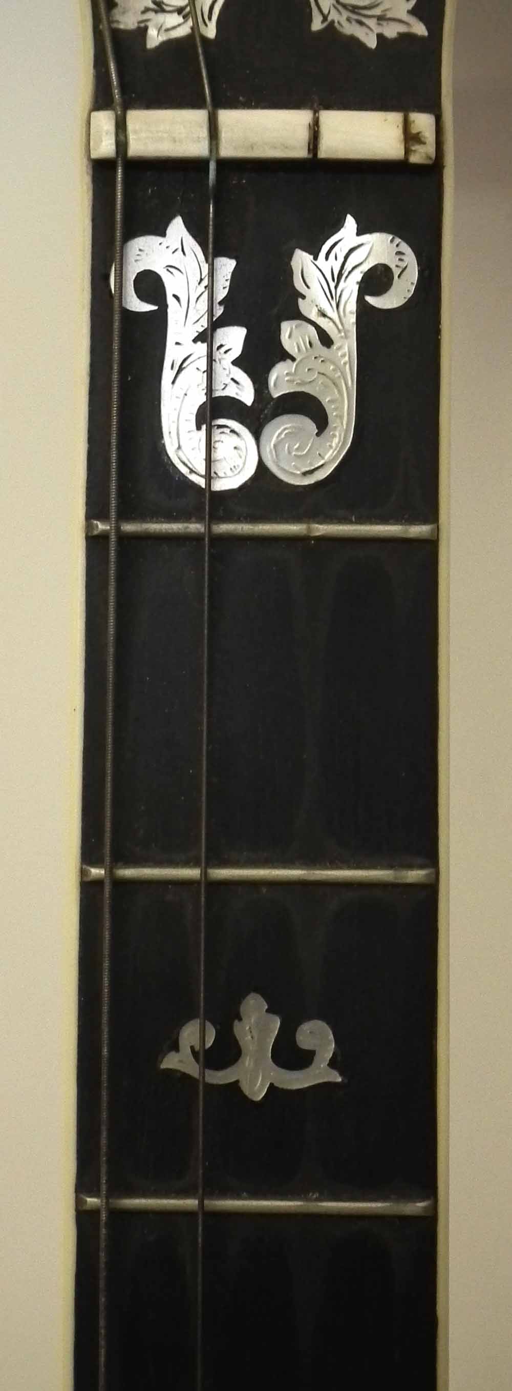 Clifford Essex Paragon four string Tenor Banjo, with engraved pearl headstock and fingerboard - Image 4 of 21