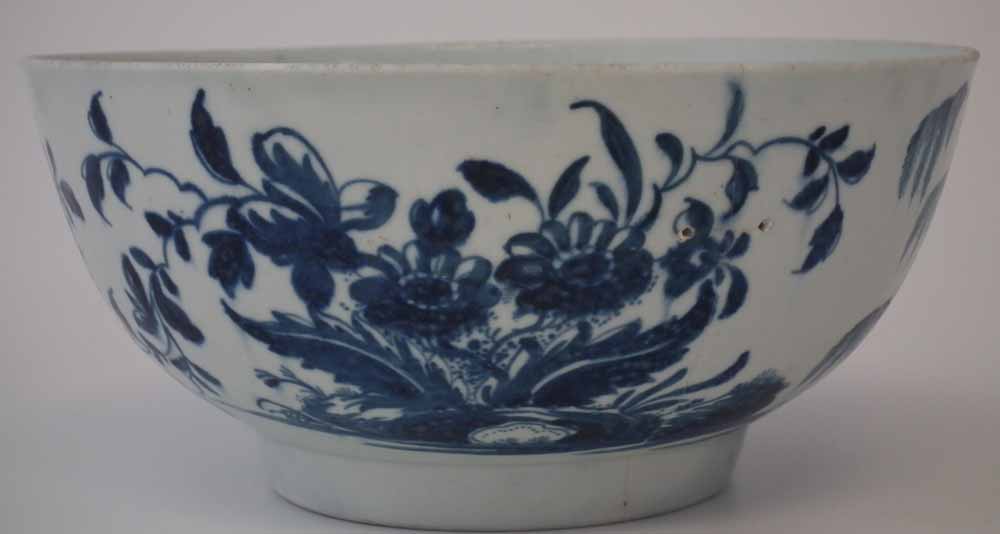 Worcester bowl circa 1760, painted with landslip pattern in underglaze blue, workman's mark to foot, - Image 3 of 7