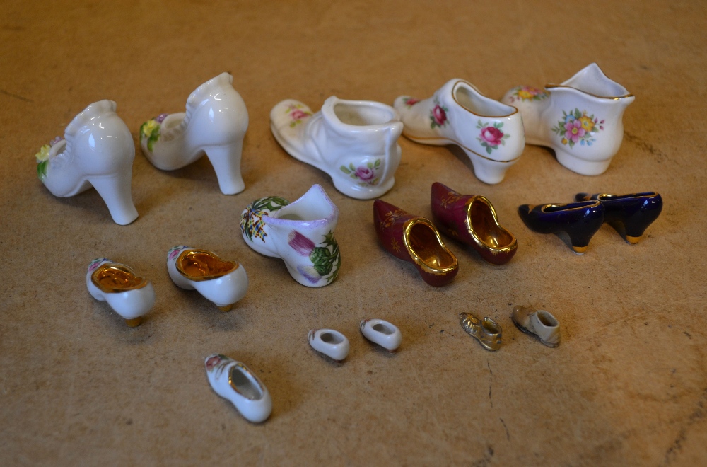 A Collection of Miniature China Shoes - Image 2 of 3