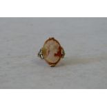 A 10ct Gold Ladies Cameo Ring