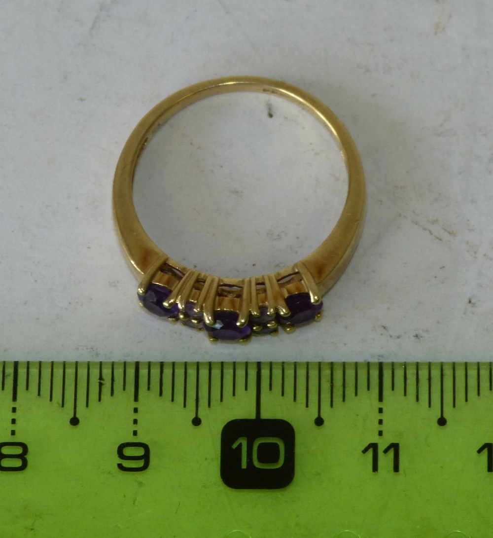 A 9ct Gold Ladies Amethyst Ring - Image 3 of 3
