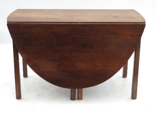 A Georgian mahogany oval gate leg table,