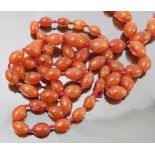 A string of graduated agate beads,