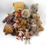 A quantity of 20th century gold plush teddy bears,