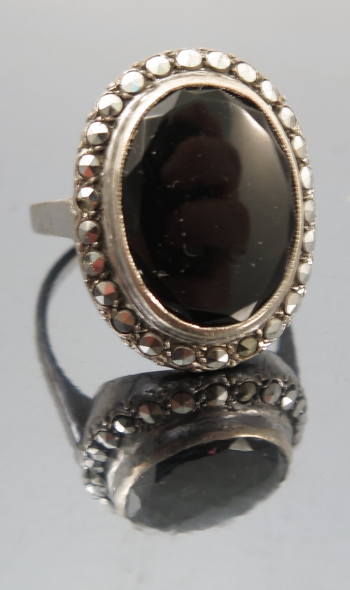 A single stone ring, together with a Siamese silver niello brooch, other jewellery,