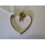 An 18ct Gold Heart Pendant