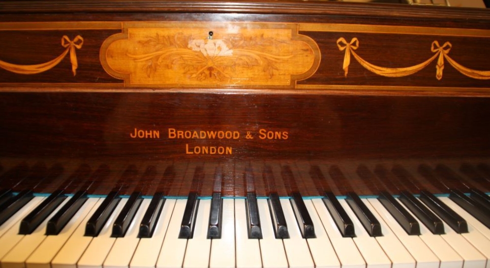 Broadwood  (c1903)
A 5ft 6in grand piano in a banded rosewood case with a lyre music stand, - Image 3 of 6