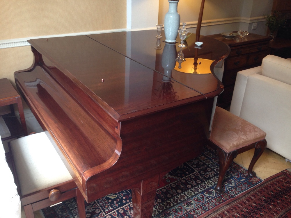 Steinway (c1936) 
A 5ft 1in Model S grand piano in a mahogany case on square tapered legs. - Image 2 of 3