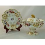 An H & R Daniel porcelain cream bowl, cover and stand, Shrewsbury shape, with butterfly finial,