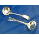 A pair of Edwardian silver heavy gauge fiddle and thread sauce ladles, Birmingham 1905,