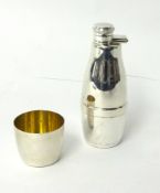 Modern silver flask and cup 1977 Jubilee, 206g (two part)