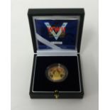 Royal Mint, The End of WW II 60th Anniversary, £2 22 ct gold coin, 15.97, cased