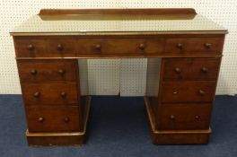 Victorian mahogany pedestal desk, nine drawers, 120cm wide