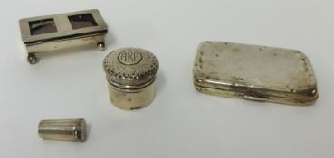 A silver stamp box, cigarette case, small pill box and another (4), 2.88 oz.