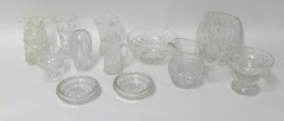 Collection of various glassware, jars, vases, bowls etc