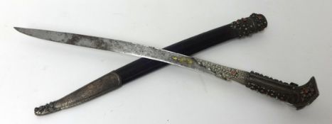 Middle Eastern short sword and scabbard, 60cm long