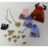 A quantity of various costume jewellery.