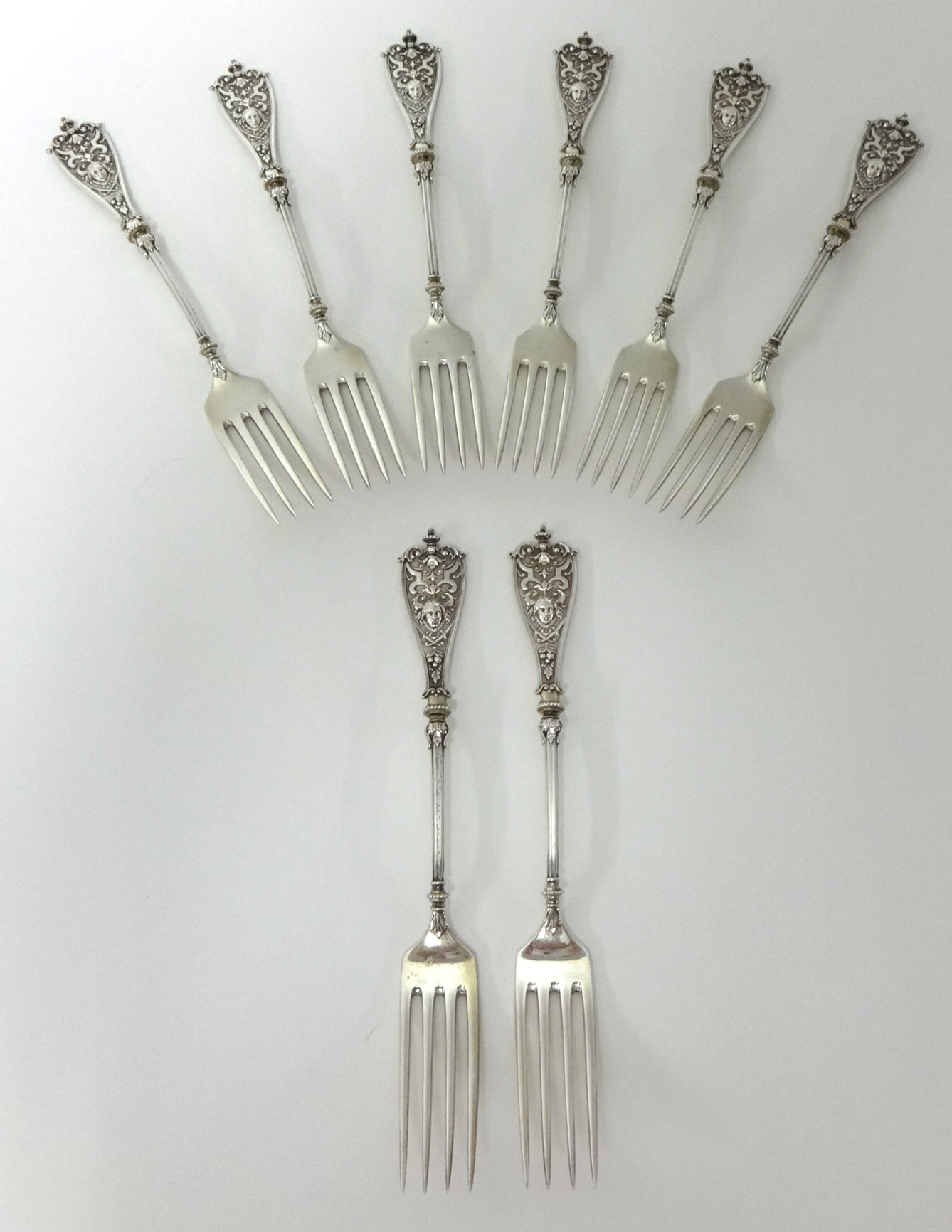 A fine sixteen piece French silver set of dessert eaters stamped 800, approximately 25 oz - Image 3 of 3