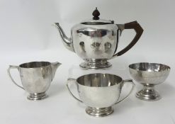 Three piece George V silver tea set by Edward Barnard & Sons circa 1939 approximately 32.39 oz, also
