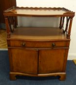 A reproduction mahogany bedside cabinet and a reproduction mahogany coffee table (2)