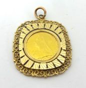 A 9ct gold mounted sovereign pendant, set with an 1895 Old Head (Sydney mint), weight 16 grams.