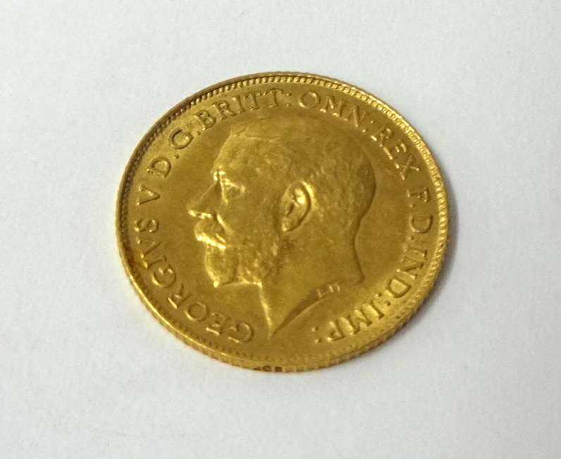 A George V gold half sovereign 1915.