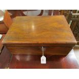 Rosewood veneered writing slope with red baize and typical ink and pen trays (dimensions closed 14cm