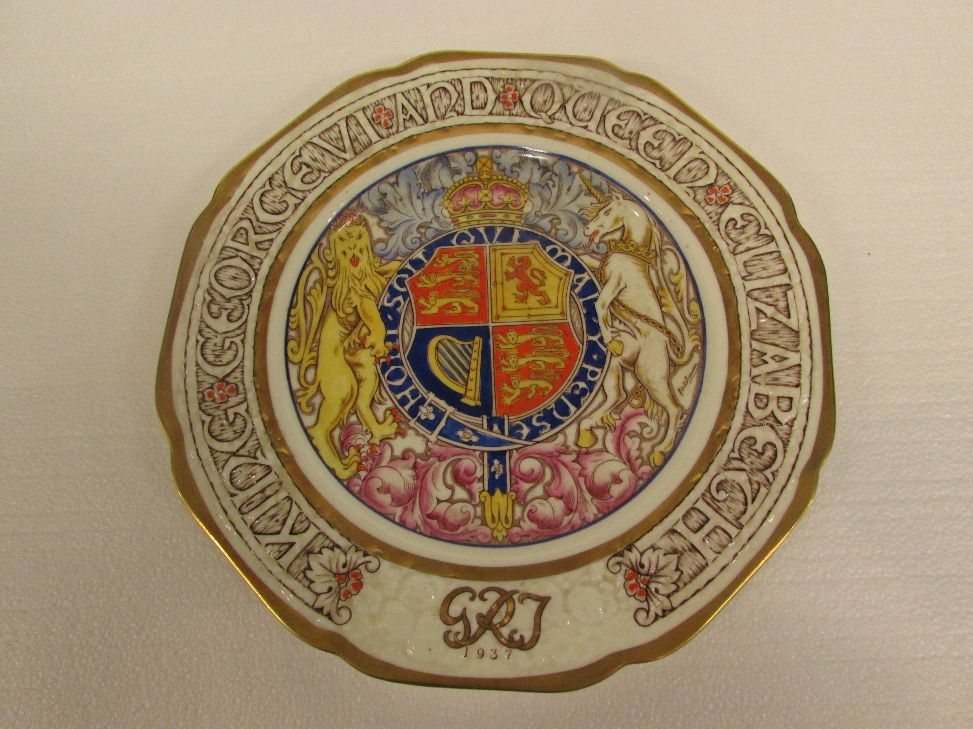 Paragon Perpetual Souvenir King George VI Coronation plate and an Edward VIII Coronation loving - Image 2 of 6