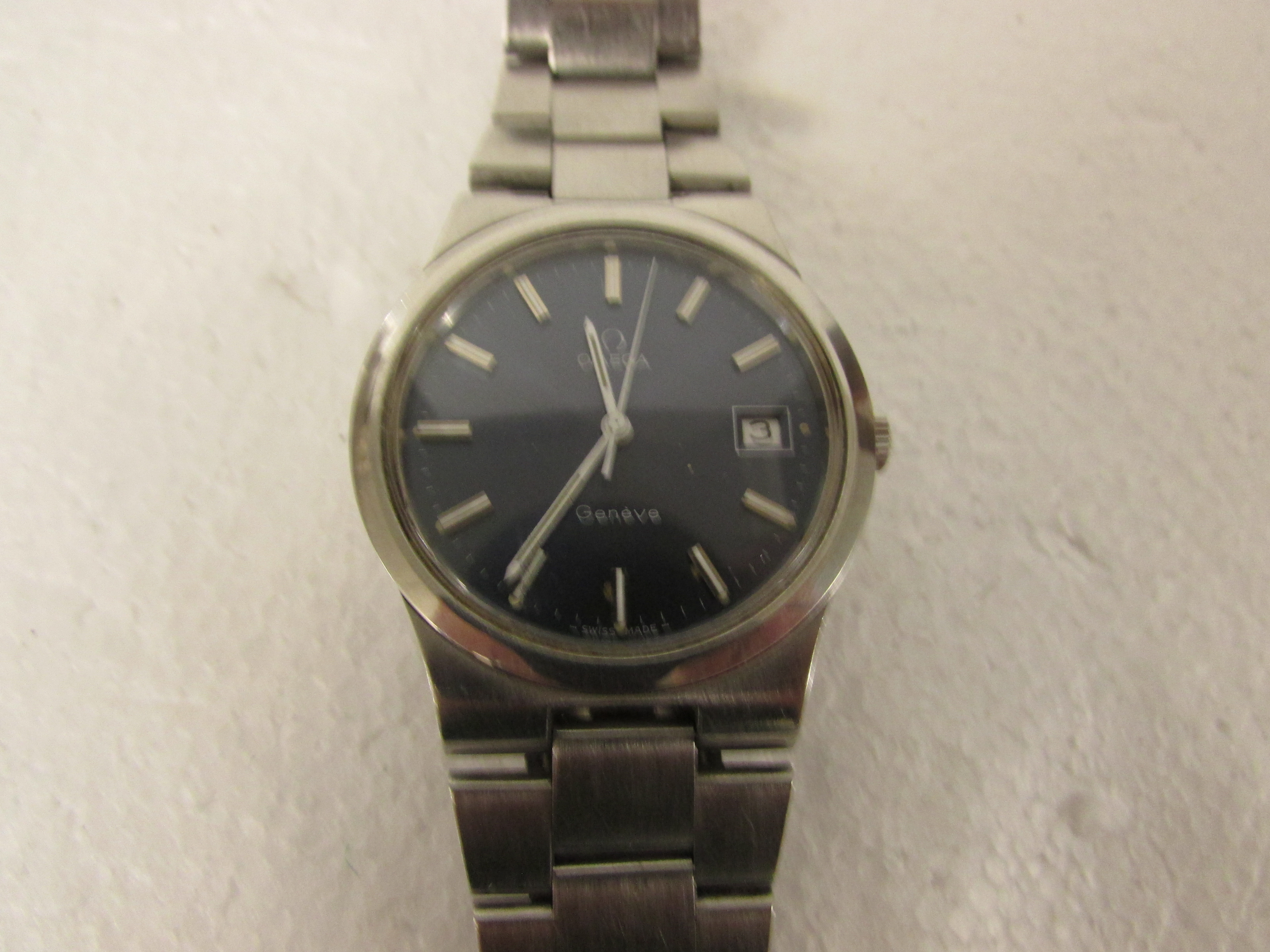 Omega Geneve gents wristwatch, dark blue dial, baton numerals, date aperture, steel casing and - Image 2 of 3