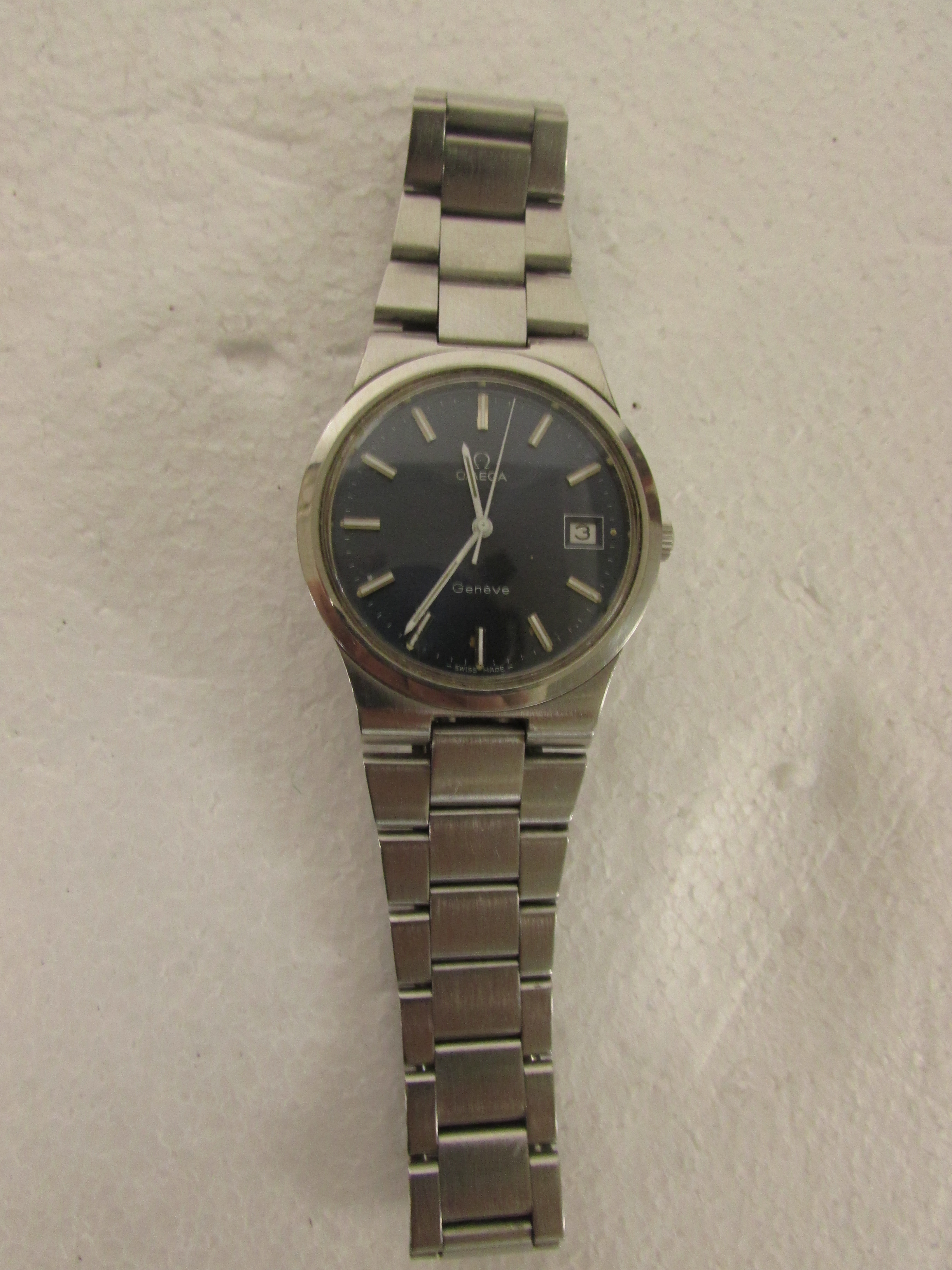 Omega Geneve gents wristwatch, dark blue dial, baton numerals, date aperture, steel casing and