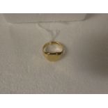 18ct gold signet ring, 8.5g