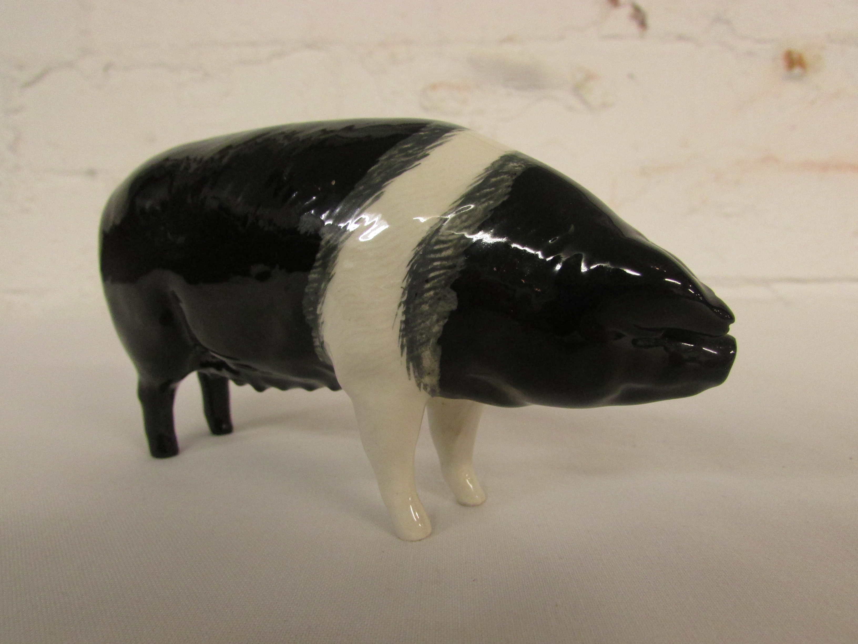 Beswick model of black pig CH. MERRYWOOD SILVER WINGS length 14.5cm, marked Beswick England - Image 2 of 4