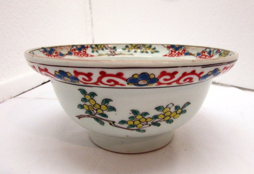 Famille rose porcelain bowl, perhaps 18th century, enamelled with floral sprays and lotus flowers, - Image 5 of 10