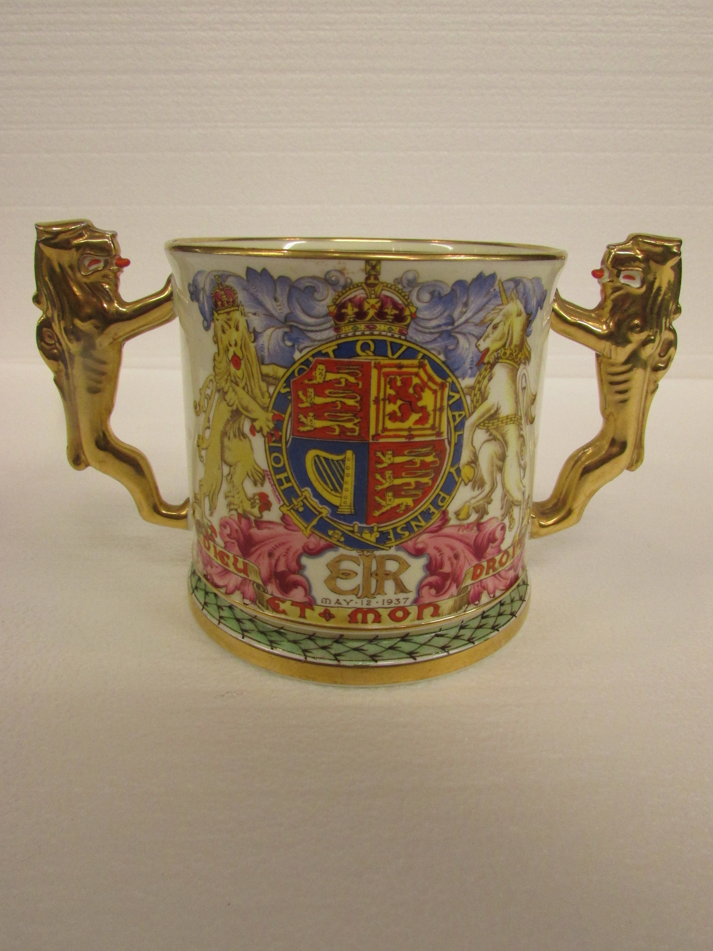 Paragon Perpetual Souvenir King George VI Coronation plate and an Edward VIII Coronation loving - Image 4 of 6