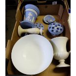 A collection of Wedgwood pottery to incl