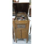 Oak Aeolian Vocalion floor standing gramophone