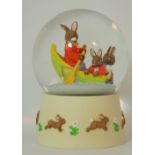 Royal Doulton Bunnykins Snow globe Fun on the water DBGW11