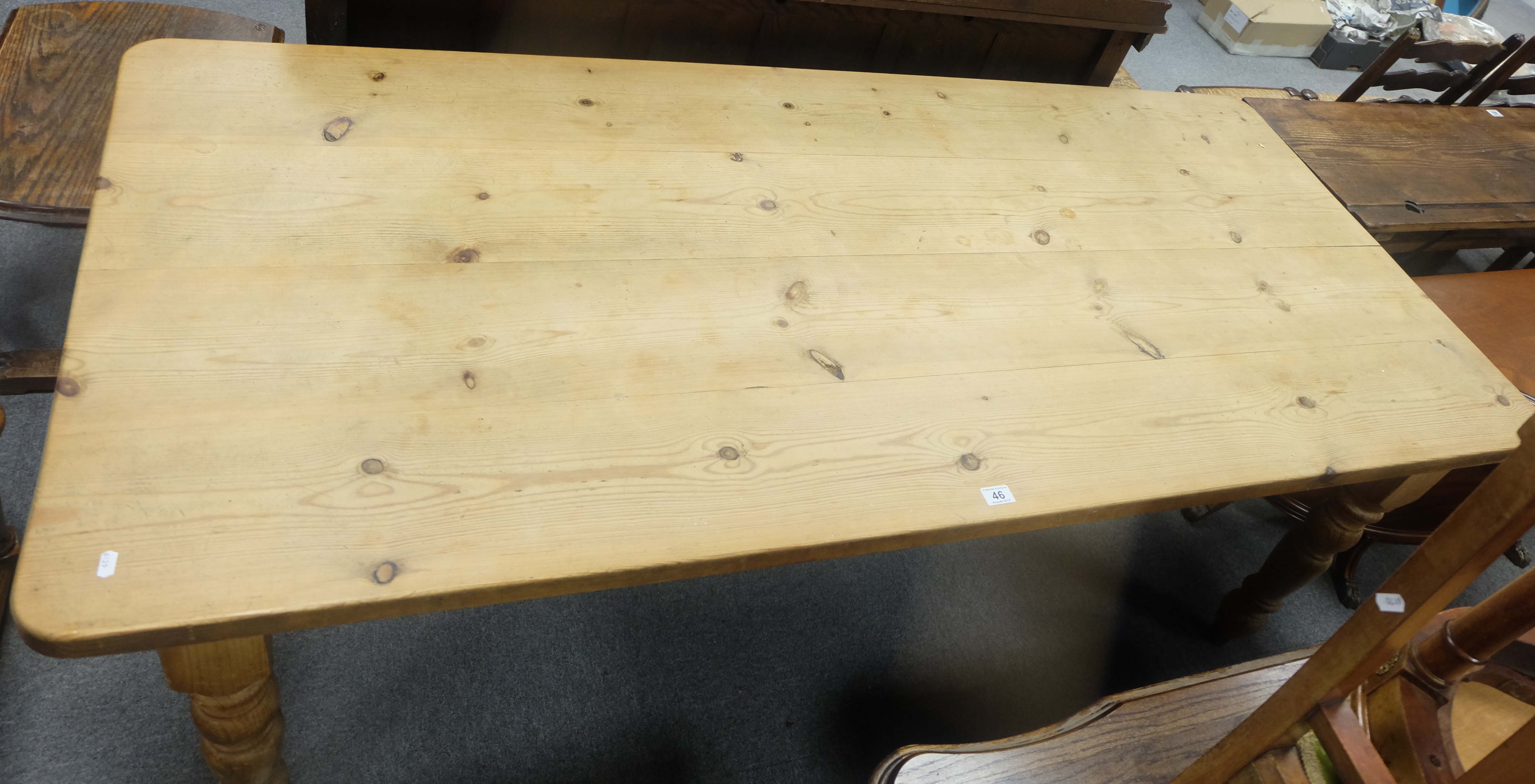 Victorian style pine kitchen table (6ft 6 inches)