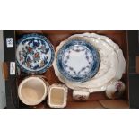 A collection of pottery to include Losol Keelings plates, drainers,