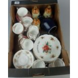 A collection of pottery to include Elizabethan Caprice part tea set, Royal Albert Lady Carlyse,