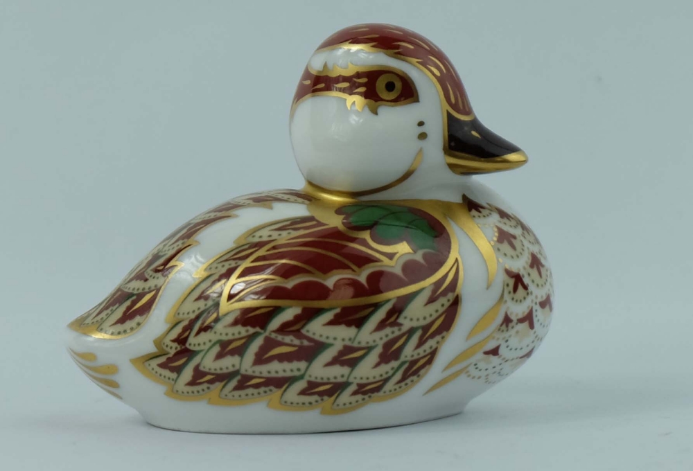 Royal Crown Derby paperweight Bakewell Duckling, limited edition for Sinclairs , Gold stopper,