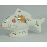 Royal Crown Derby paperweight of a derby posies fish with no stopper (boxed)