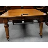 Victorian mahogany wind out extending dining table with 2 extra leaf's and winding handle