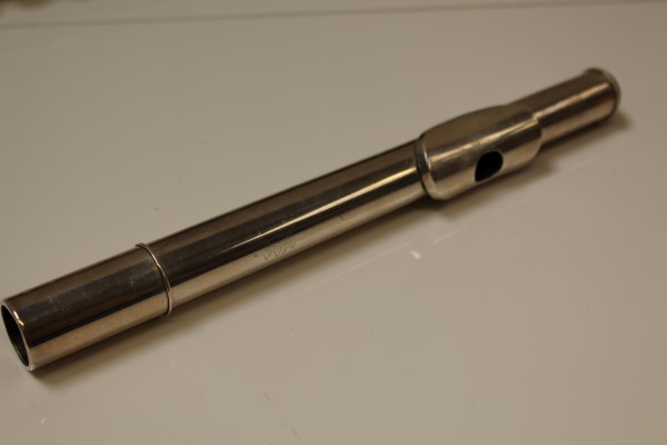 W. M. S. Haynes Company American silver flute, 1947, serial no. - Image 5 of 10