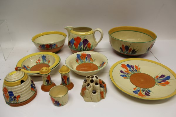 Selection of Clarice Cliff Bizarre range Crocus pattern hand-painted items including two bowls,